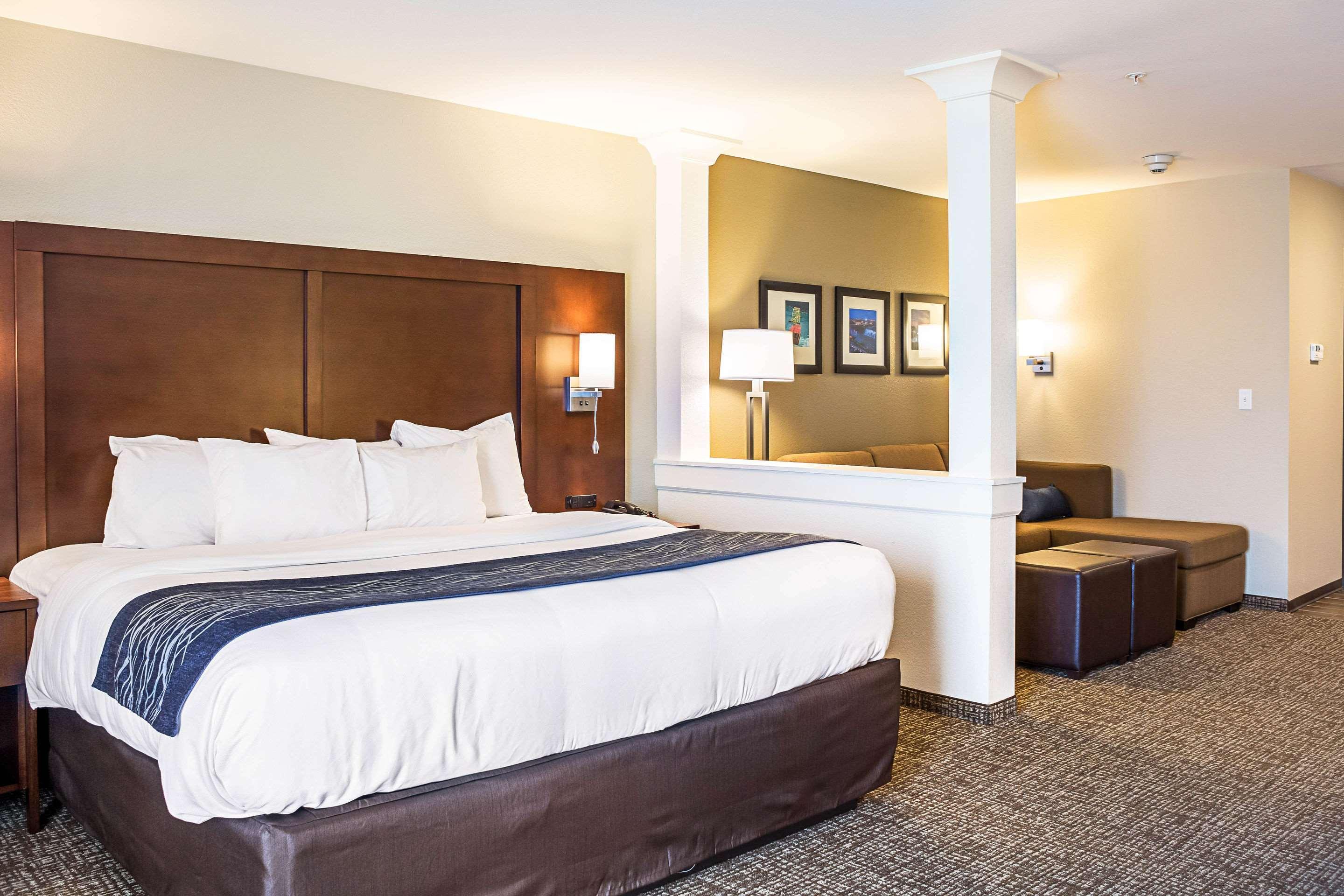 Comfort Inn & Suites Niagara Falls Blvd Usa Exterior photo
