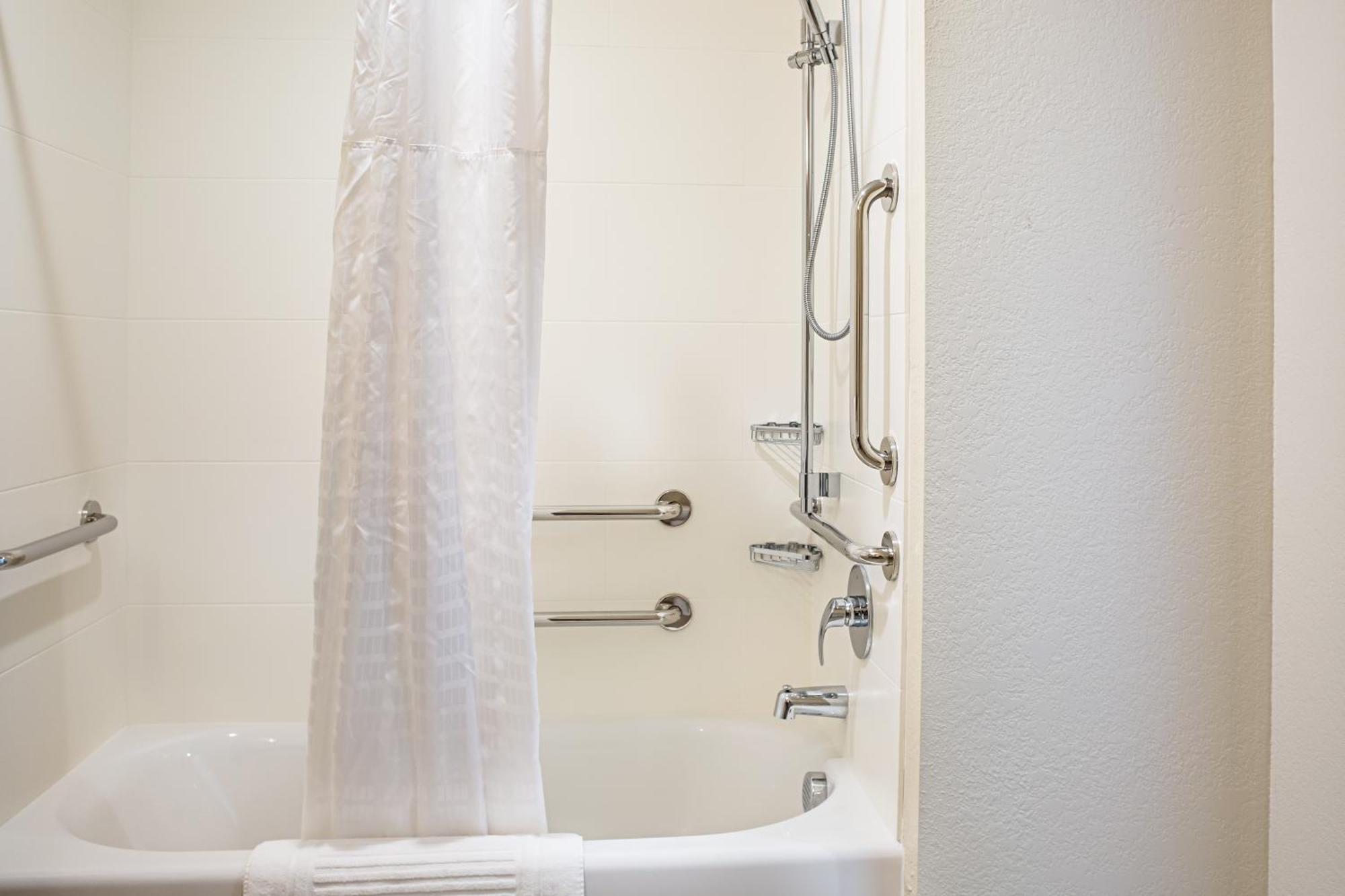 Comfort Inn & Suites Niagara Falls Blvd Usa Room photo
