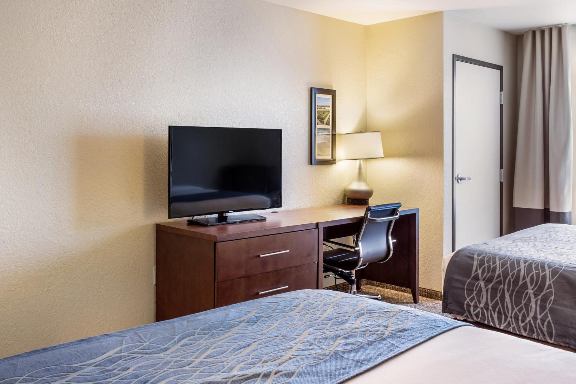 Comfort Inn & Suites Niagara Falls Blvd Usa Room photo